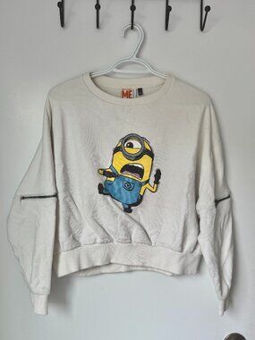 Despicable Me Minion Graphic Sweatshirt Fits Girls XL